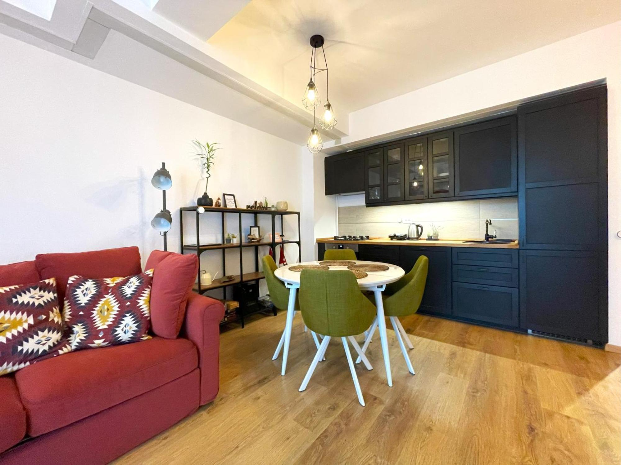 Forest Oasis Studio - Free Netflix And Disney Plus Predeal Dış mekan fotoğraf
