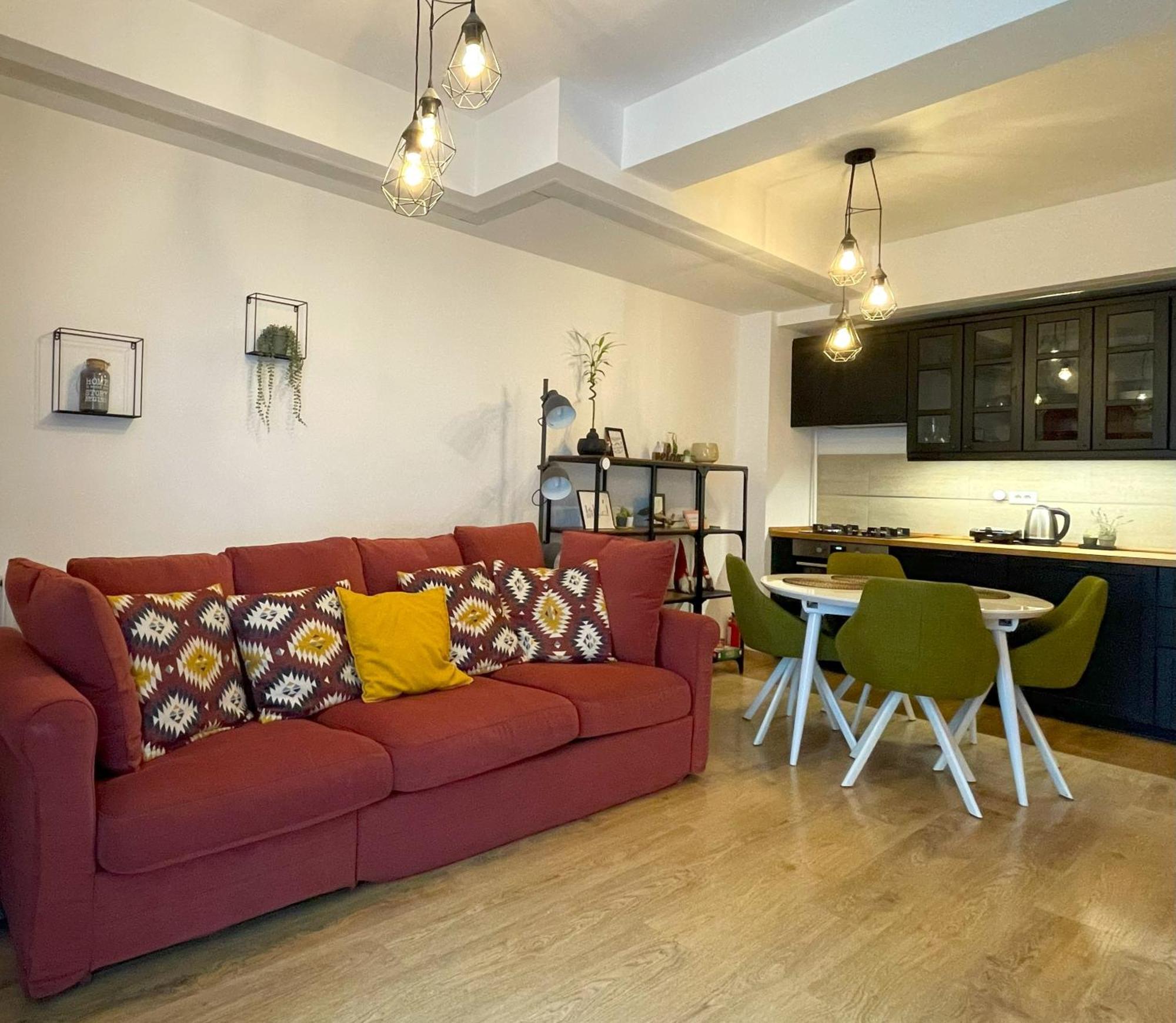 Forest Oasis Studio - Free Netflix And Disney Plus Predeal Dış mekan fotoğraf